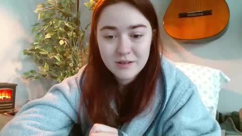 PilloGoddess online show from 11-08-25, 07:19