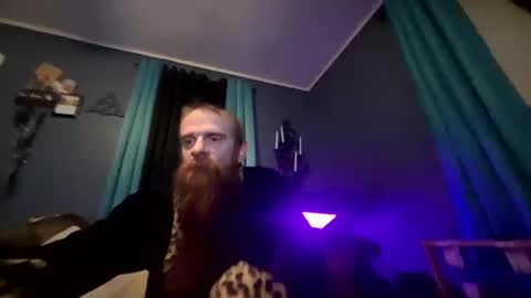 pillowhumpboy212 online show from 10-12-25, 07:29