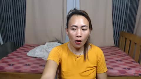 Snapshot of pinay_adeline chatting on 10-11-25, 10:25 pinay_adeline online show from 10-11-25, 10:25