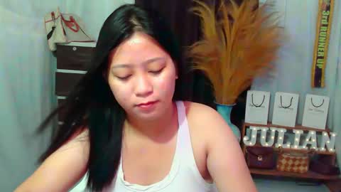 Dhalia online show from 10-16-25, 12:55