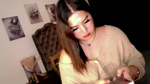 Ivy Morningstar online show from 06-11-26, 02:53
