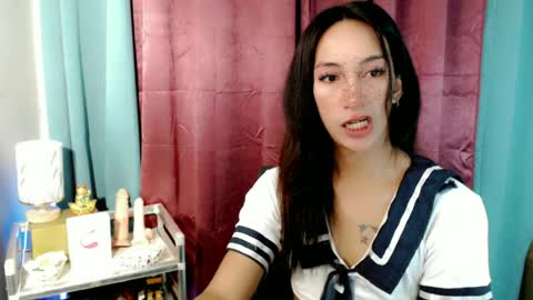lucyLove online show from 06-22-26, 05:04