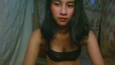 Snapshot of pinay_maex chatting on 01-18-25, 02:58 mae online show from 01-18-25, 02:58