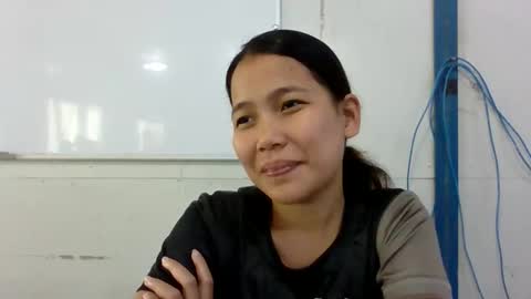 Snapshot of pinay_mona03 chatting on 03-17-26, 04:28 Mona Pinay online show from 03-17-26, 04:28