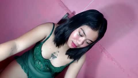 pinay_shinexxx online show from 06-08-26, 01:39