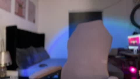TINA online show from 06-22-26, 01:52