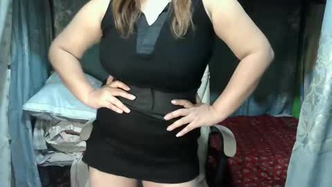 Snapshot of pinayhot_carol chatting on 04-27-26, 02:15 Carol online show from 04-27-26, 02:15