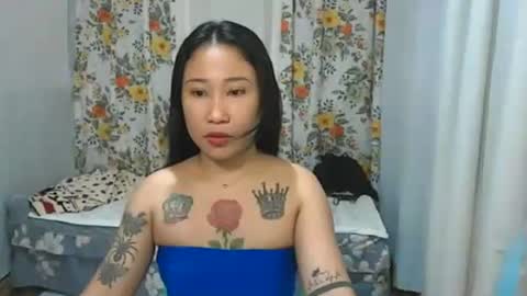 yumie  online show from 04-21-26, 02:51