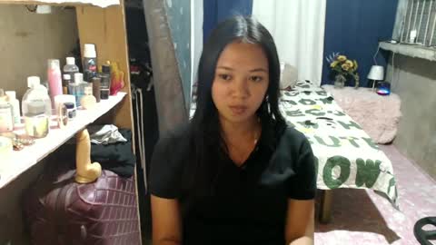 Snapshot of pinayjasmine chatting on 06-20-26, 09:34 jasmine online show from 06-20-26, 09:34
