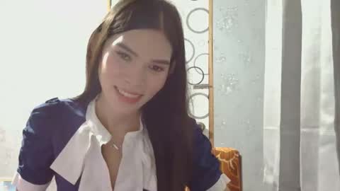 Snapshot of pinayjessaxxx chatting on 10-18-25, 10:27 pinayjessaxxx online show from 10-18-25, 10:27