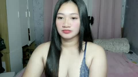 pinaykristine online show from 07-25-26, 06:00