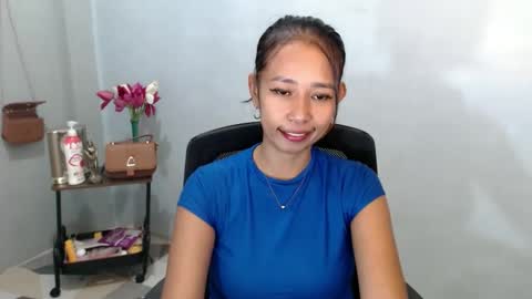 Snapshot of pinaymorena_renelda chatting on 11-19-25, 03:06 pinaymorena_renelda online show from 11-19-25, 03:06