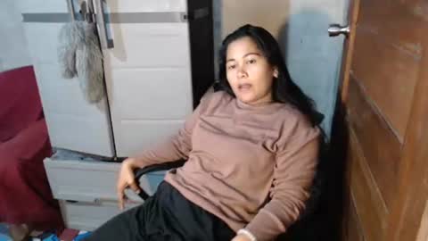 Snapshot of pinaysunday chatting on 01-14-25, 09:35 pinaysunday online show from 01-14-25, 09:35