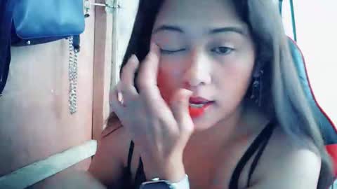 Snapshot of pinaysunday chatting on 10-06-25, 05:16 pinaysunday online show from 10-06-25, 05:16