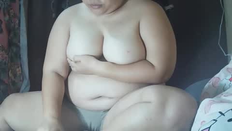 Snapshot of pinaysweet_couple chatting on 02-14-26, 11:51 pinaysweet_couple online show from 02-14-26, 11:51