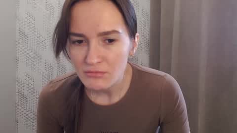 Snapshot of pineapple__mood chatting on 01-25-25, 08:21 online show from 01-25-25, 08:21