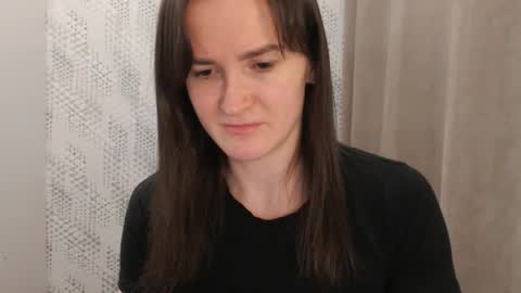 Snapshot of pineapple__mood chatting on 02-02-25, 05:04 online show from 02-02-25, 05:04