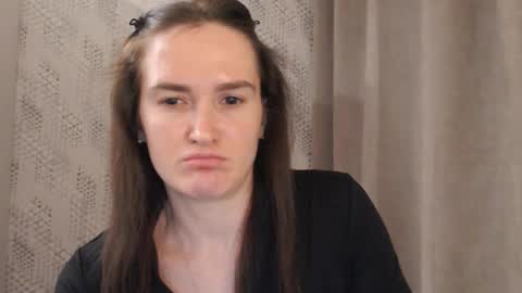 Snapshot of pineapple__mood chatting on 02-11-25, 07:16 online show from 02-11-25, 07:16