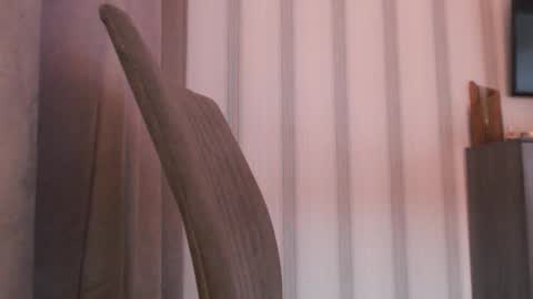 Snapshot of pineapple__mood chatting on 09-20-25, 06:14 online show from 09-20-25, 06:14