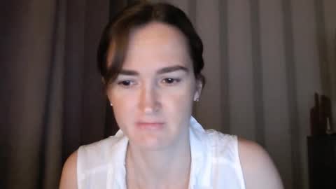 Snapshot of pineapple__mood chatting on 09-25-25, 07:12 online show from 09-25-25, 07:12