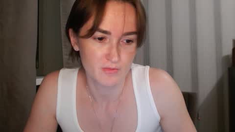 Snapshot of pineapple__mood chatting on 10-02-25, 08:05 online show from 10-02-25, 08:05