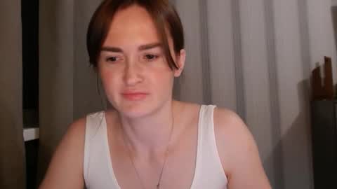 Snapshot of pineapple__mood chatting on 11-09-25, 04:38 online show from 11-09-25, 04:38