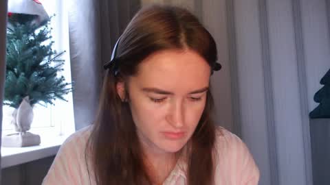       online show from 12-17-25, 07:25