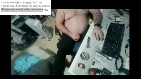 pini_z online show from 12-31-24, 07:07