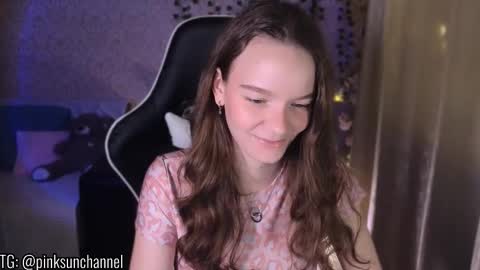 Stephanie online show from 11-26-25, 07:15