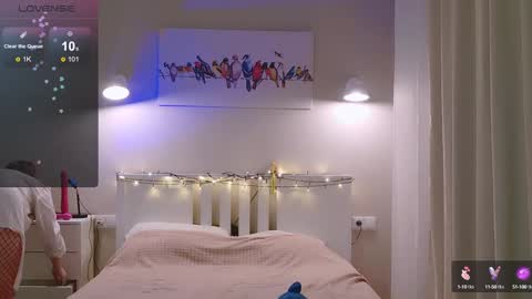 Eva online show from 01-27-25, 05:15