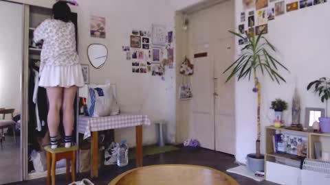 Snapshot of pink_soup chatting on 10-06-25, 08:01 Sony online show from 10-06-25, 08:01