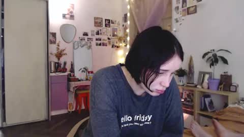 Snapshot of pink_soup chatting on 10-23-25, 07:01 Sony online show from 10-23-25, 07:01