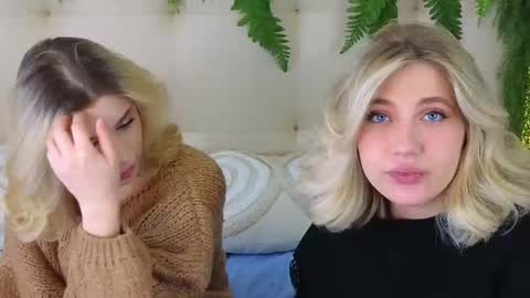 Adele online show from 10-28-25, 09:46