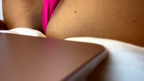 Pink Camerra online show from 02-02-25, 10:39