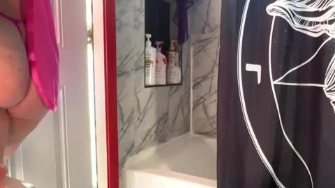 Snapshot of pinkcandi333 chatting on 02-18-26, 05:53 pinkcandi333 online show from 02-18-26, 05:53