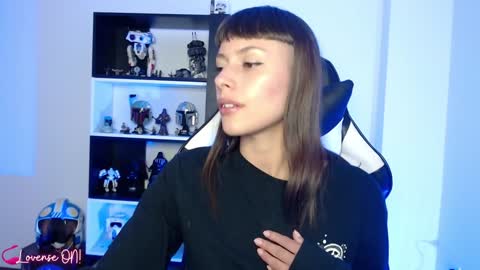 Emily online show from 02-02-25, 11:32