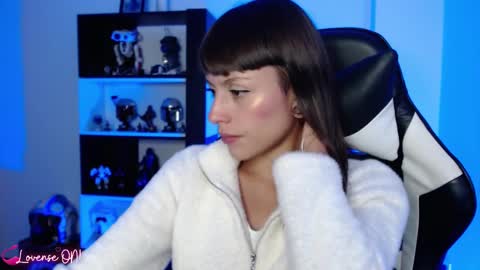 Emily online show from 03-04-25, 12:39