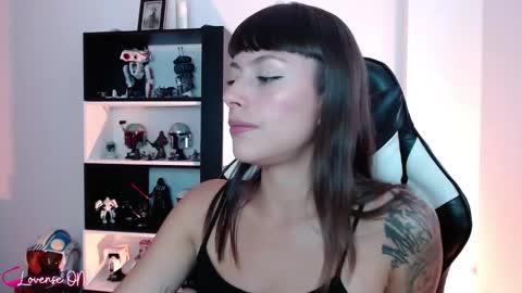 Emily online show from 03-04-25, 09:11