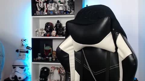 Emily online show from 06-10-26, 04:50