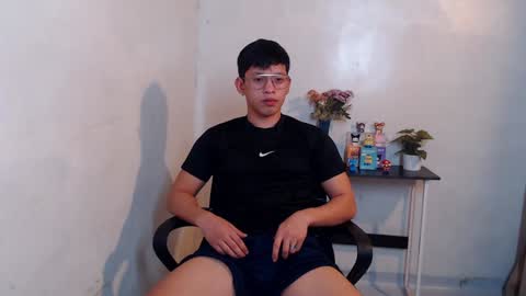Snapshot of pinkcock_froi chatting on 12-18-24, 02:28 froi online show from 12-18-24, 02:28