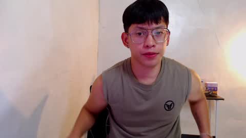 Snapshot of pinkcock_froi chatting on 01-19-25, 03:42 froi online show from 01-19-25, 03:42