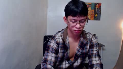 Snapshot of pinkcock_froi chatting on 02-04-25, 04:15 froi online show from 02-04-25, 04:15