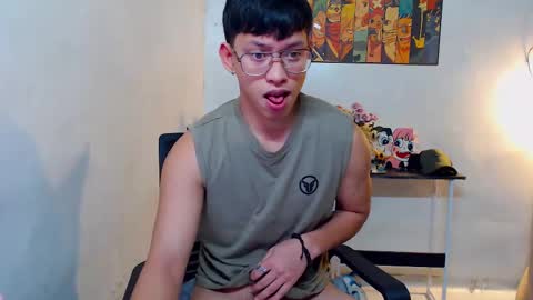Snapshot of pinkcock_froi chatting on 02-14-25, 12:41 froi online show from 02-14-25, 12:41