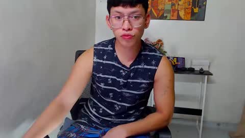 Snapshot of pinkcock_froi chatting on 02-17-25, 07:37 froi online show from 02-17-25, 07:37