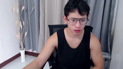 Snapshot of pinkcock_froi chatting on 05-26-26, 03:57 froi online show from 05-26-26, 03:57
