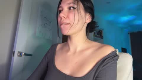 pinkdollylovv online show from 10-27-25, 10:14