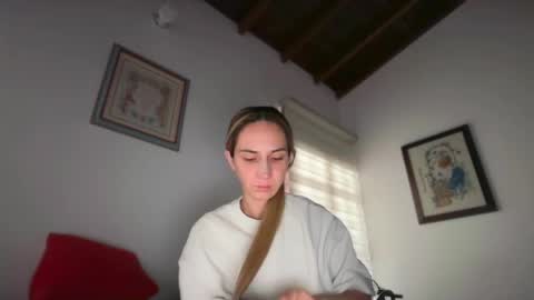 Pinkilola online show from 04-20-26, 11:35