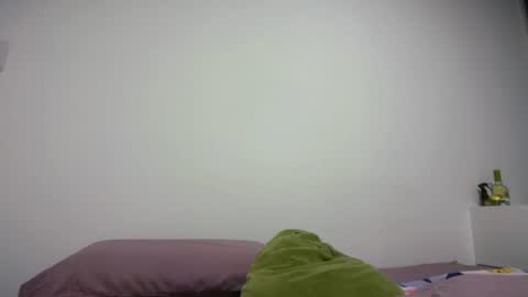 Pinkilola online show from 07-18-26, 05:44