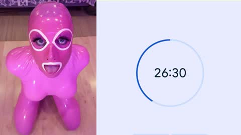 Snapshot of pinklatexgurl chatting on 02-20-26, 12:51 pinklatexgurl online show from 02-20-26, 12:51