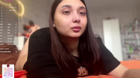 Snapshot of pinkncrazy chatting on 10-25-25, 06:43 HERES ALICE WELCOME EVERYONE LOVENSE DOMI REACT TO YOUR TIPS LETS MAKE A GREAT SHOW TOGETHER online show from 10-25-25, 06:43